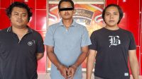 Seorang pria berinisial WH (31), warga Desa Petai Baru, Kecamatan Singingi, ditangkap karena diduga menyalahgunakan narkotika jenis shabu. Seorang pria berinisial WH (31), warga Desa Petai Baru, Kecamatan Singingi, ditangkap karena diduga menyalahgunakan narkotika jenis shabu.