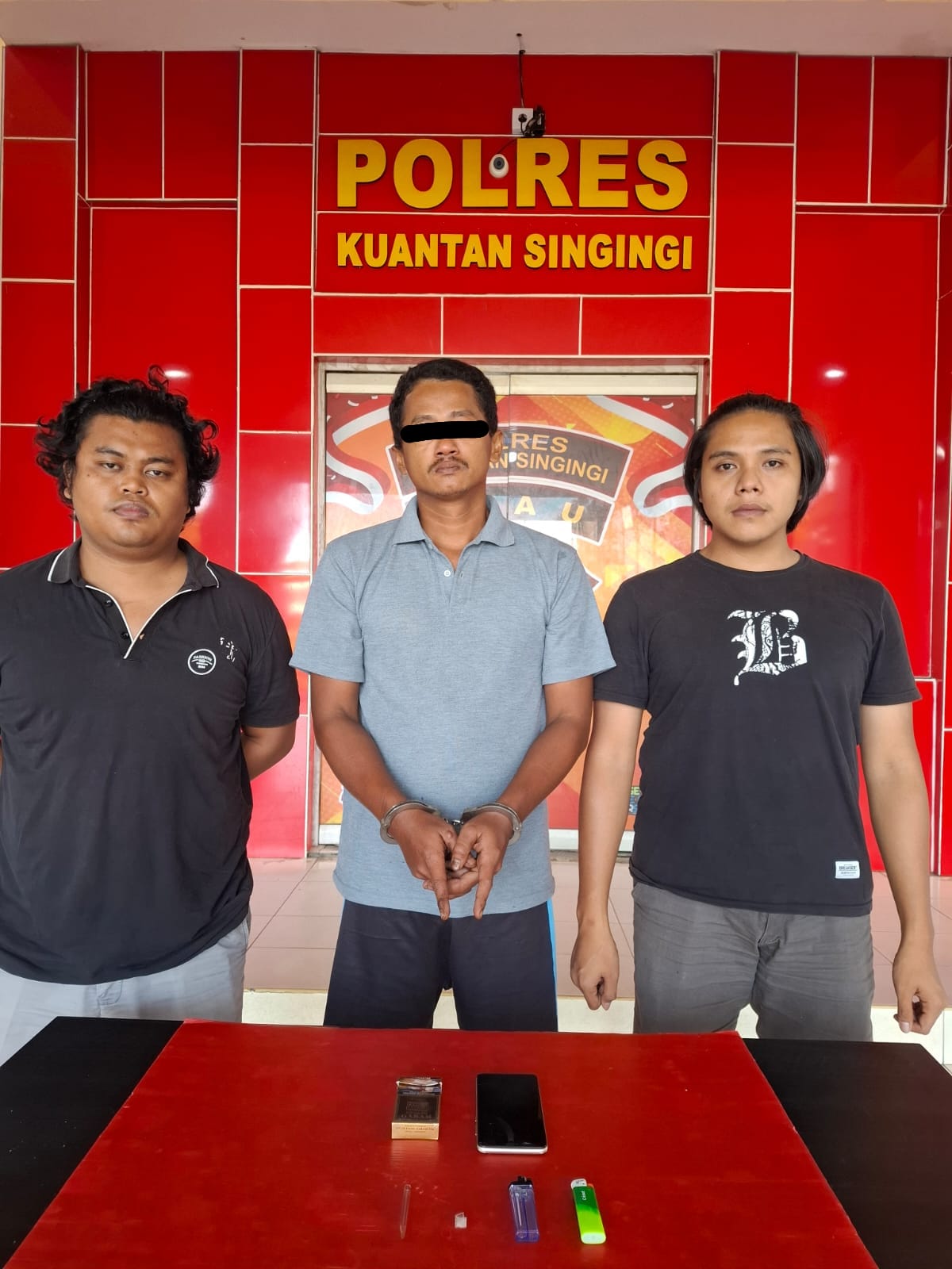 Seorang pria berinisial WH (31), warga Desa Petai Baru, Kecamatan Singingi, ditangkap karena diduga menyalahgunakan narkotika jenis shabu.