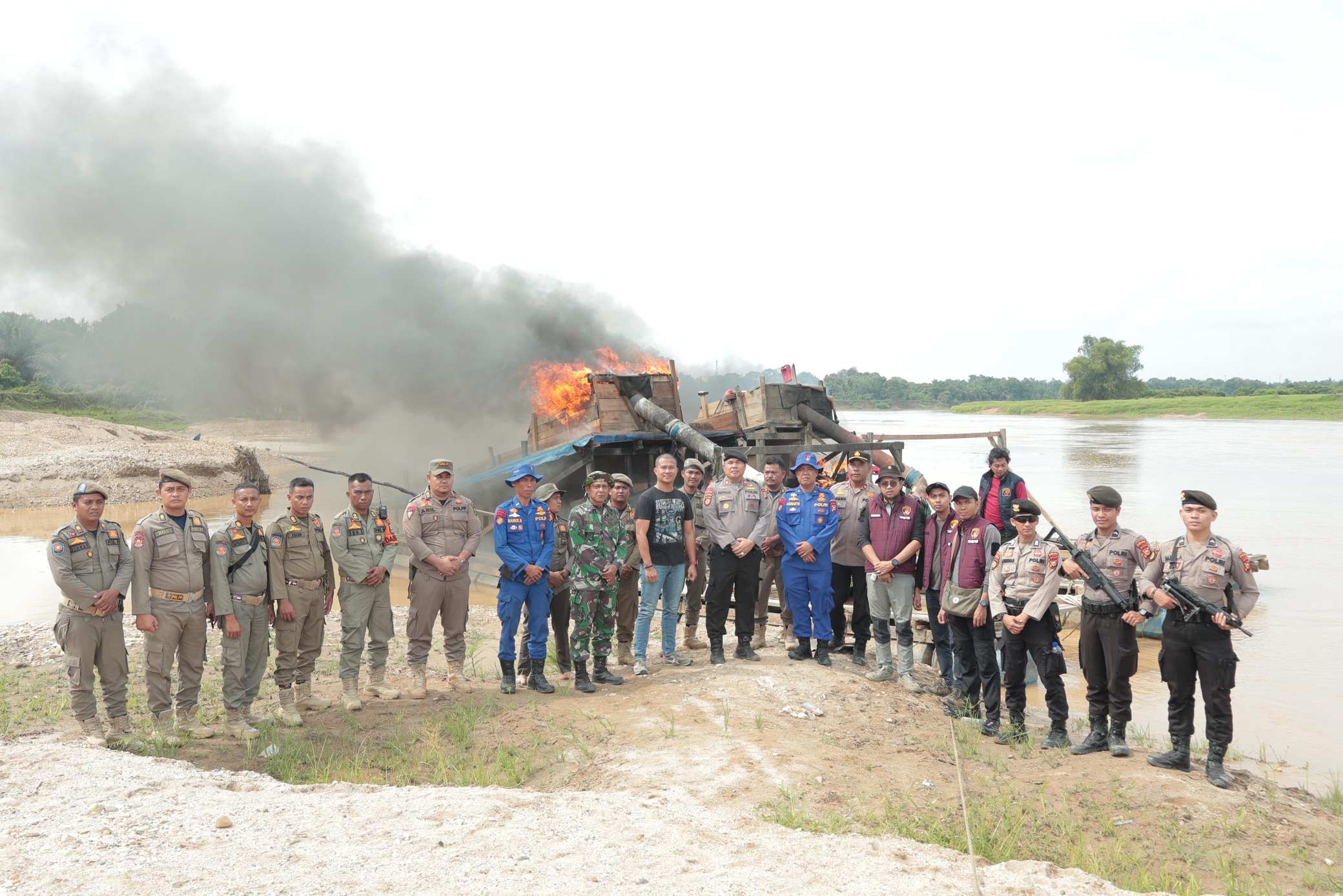 Polda Riau pacu jalur