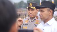 Gubernur Riau Abdul Wahid, didampingi Kapolda Riau Irjen Herry Heryawan